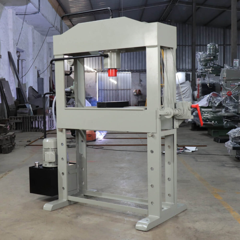 Hydraulic Press Machine - Cylinder Machine - Pillar Type - Stand Press - Power Pack - Punching - 60 Ton Capacity - Image 4