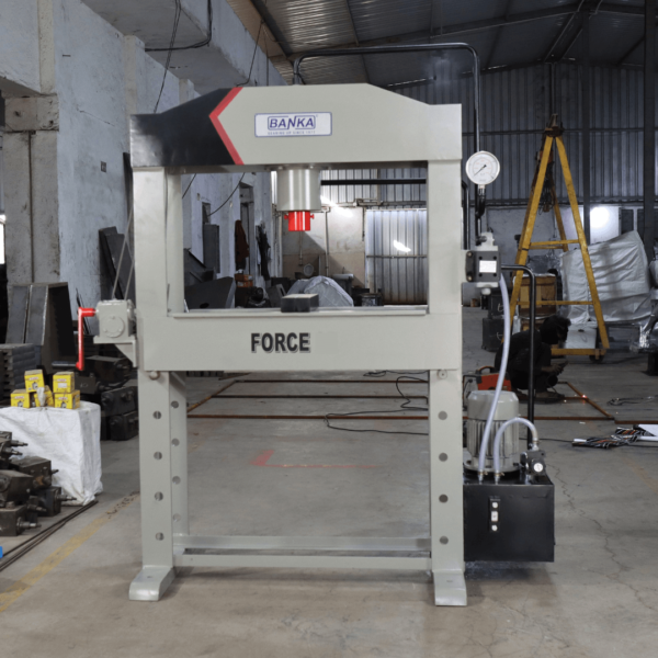 Hydraulic Press Machine - Cylinder Machine - Pillar Type - Stand Press - Power Pack - Punching - 40 Ton Capacity - Image 2