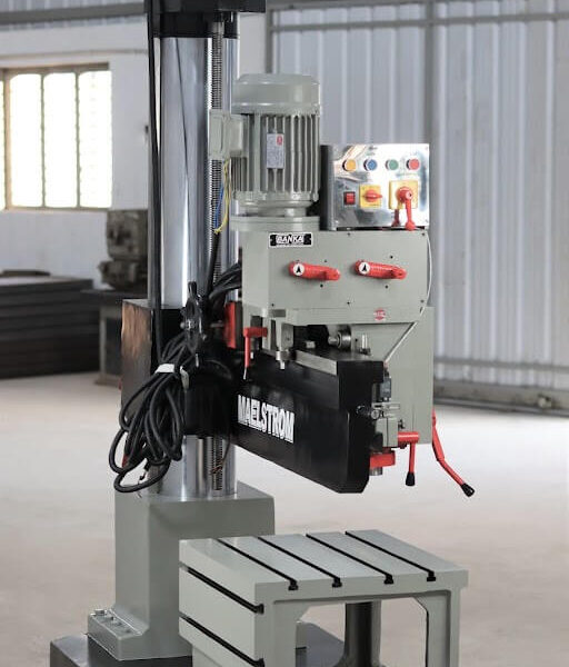 Radial Drill (2") 50MM - Heavy Duty Machine - All Gear Drill - RPM 2050 - Crome Plated Pillar - Image 4